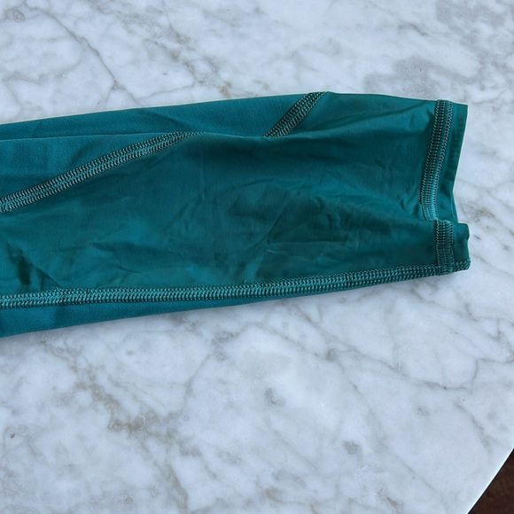 Athleta lightning tight - Picture 4 of 7